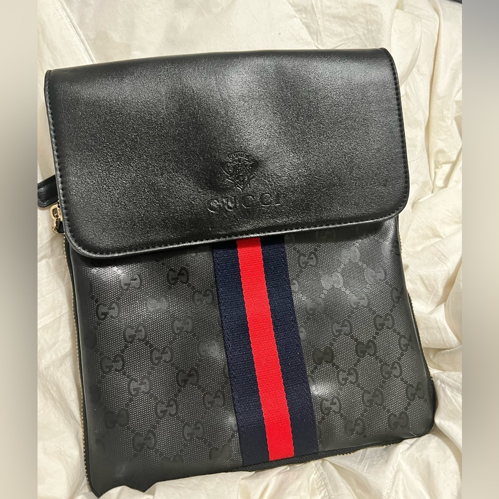 Gucci crossbody bag